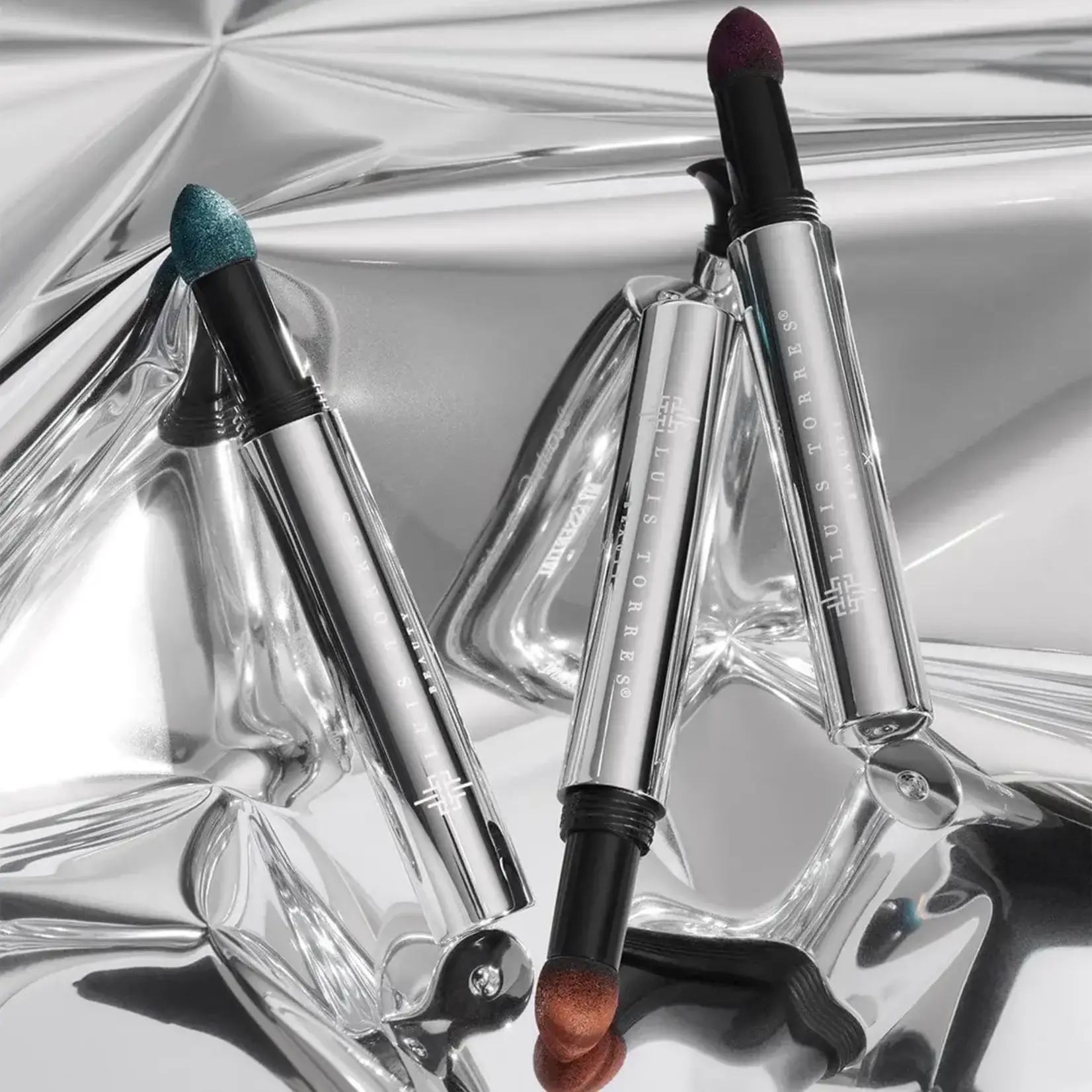 Beauty creations Sombra en lapiz con esponja Beauty Creations x Luis Torres My essentials 3 piezas