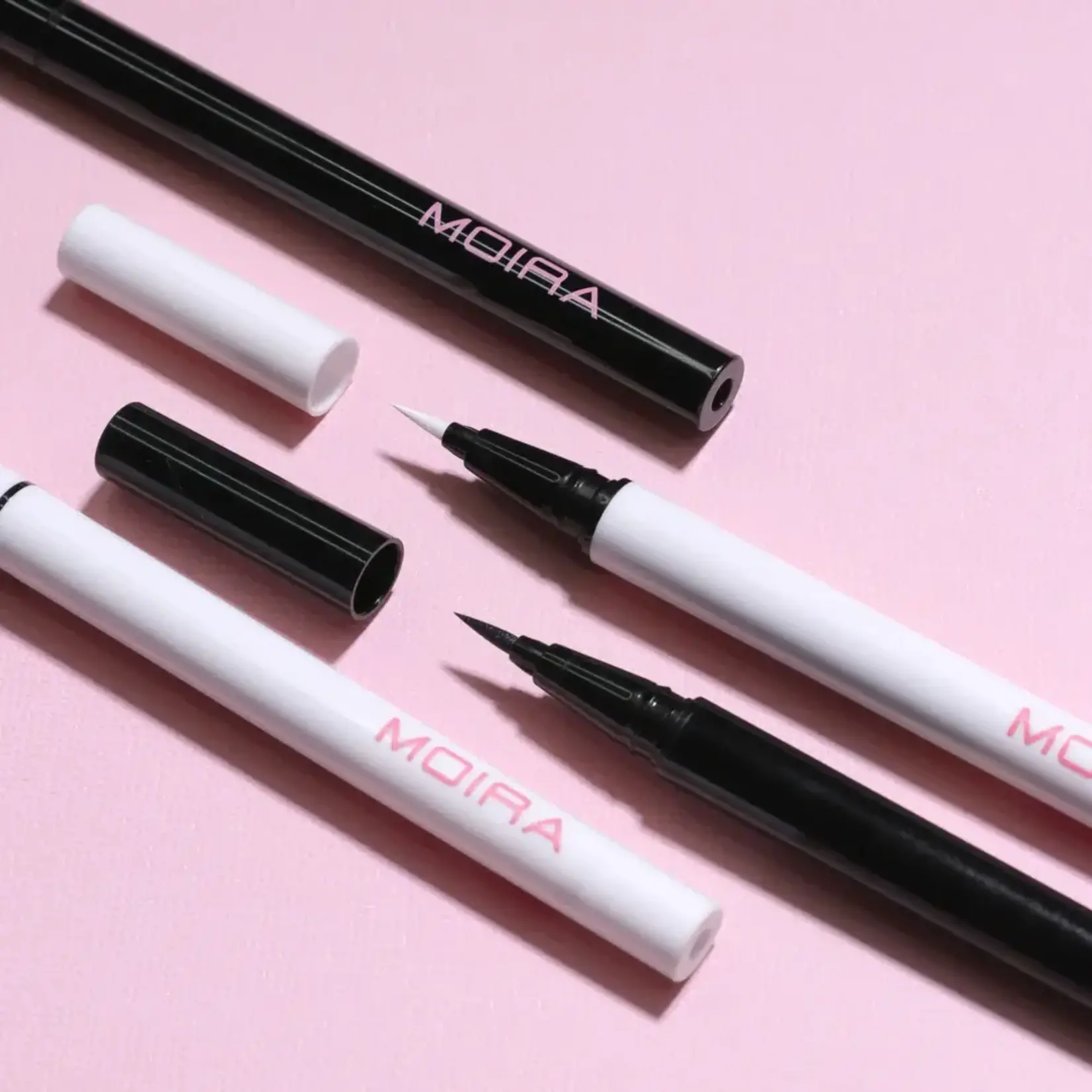 Moira Delineador liquido Moira Precision 001 Black