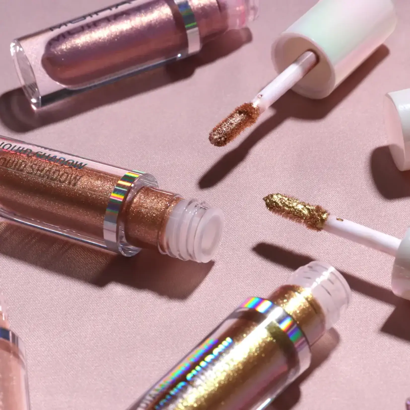 Moira Sombra liquida Moira Diamond Daze 03 In Fact