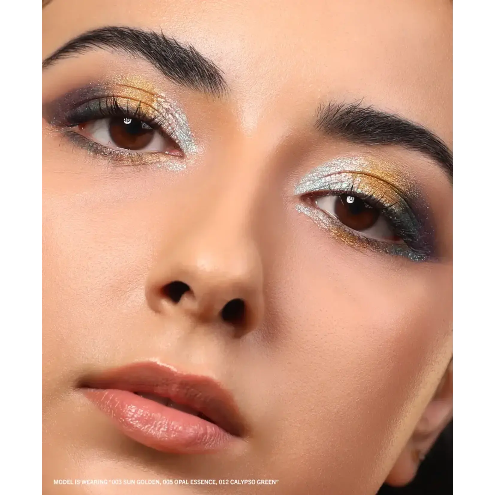 Moira Sombra en barra Moira Stellar glaze stick 03 Sun golden