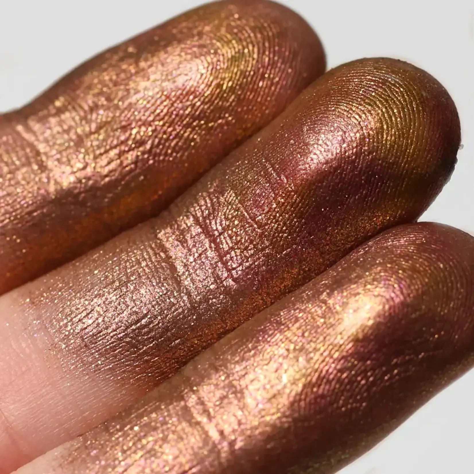 Moira Sombra en barra Moira Stellar glaze stick 06 Ablaze