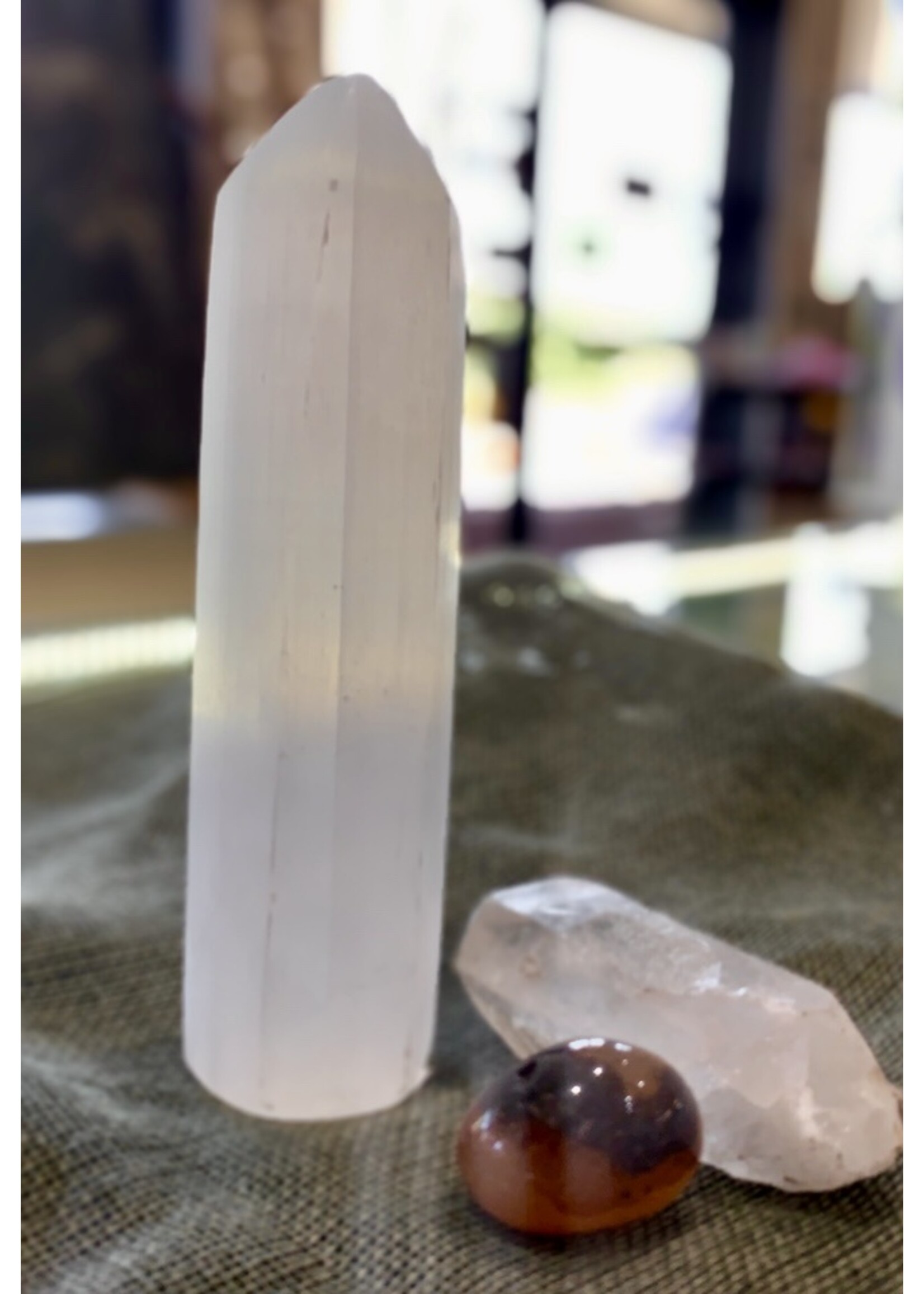 Selenite Point med