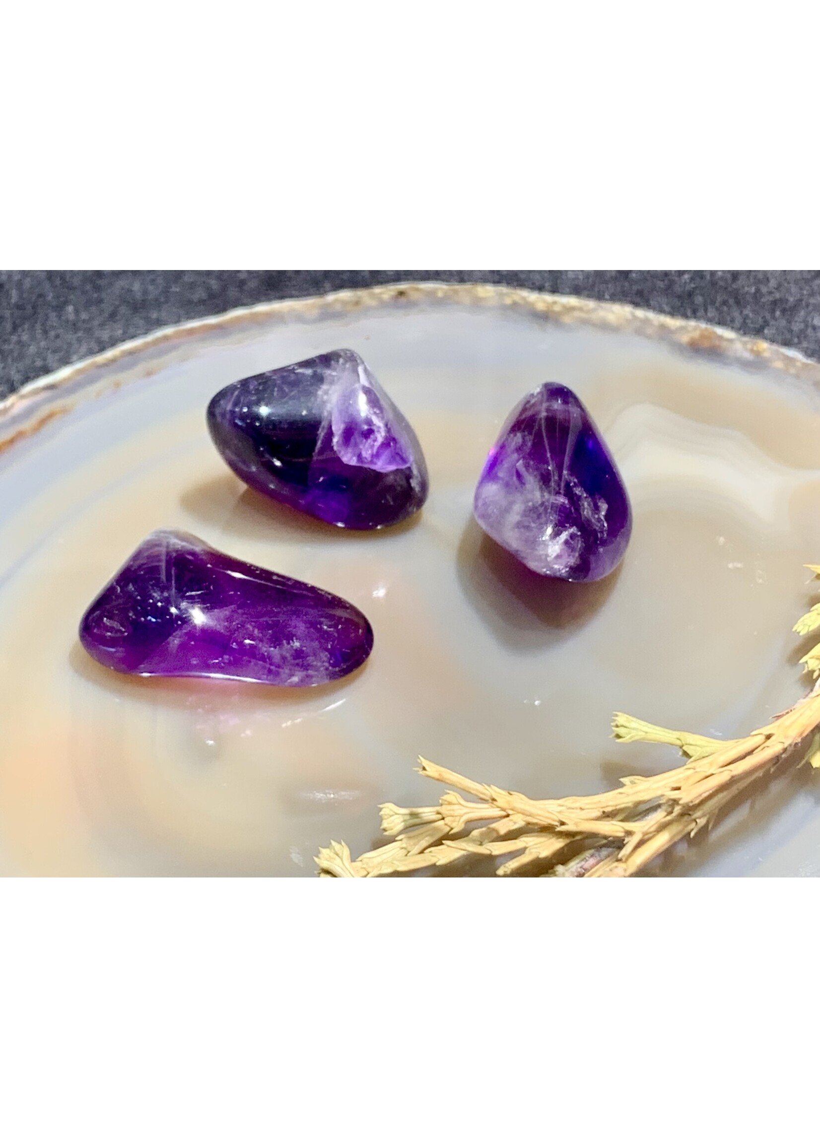Amethyst  - dark african tumbled piece