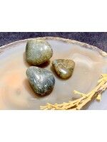 Labradorite - piece tumbled