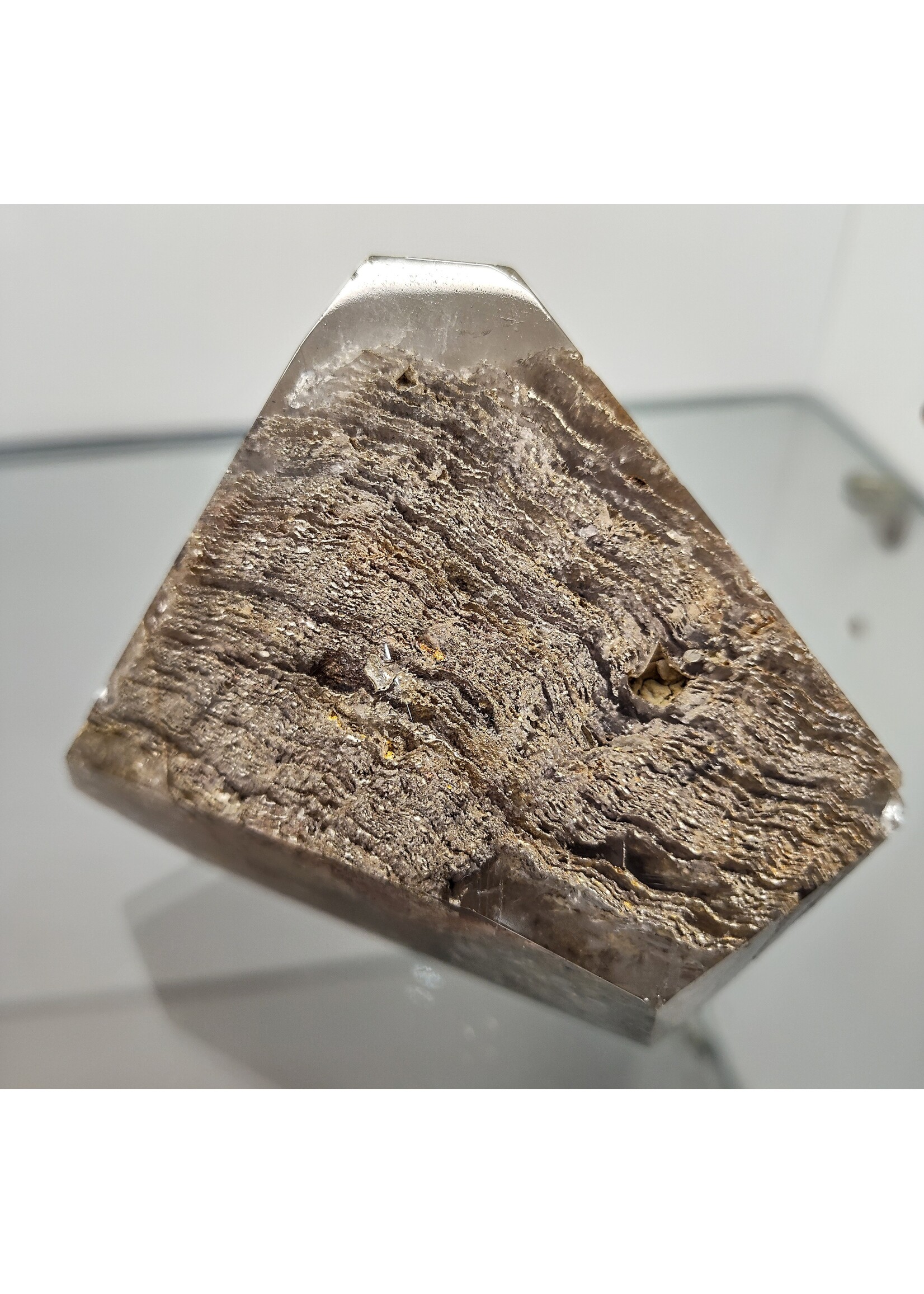 Quartz With Stacked Silk Phantom
