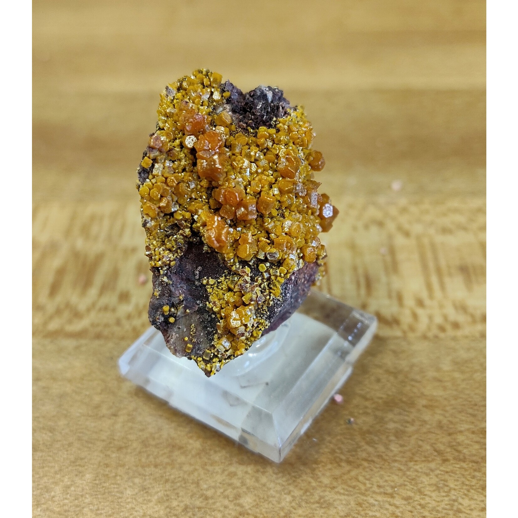 Vanadanite (Rowley Mine Maricopa County, Arizona)