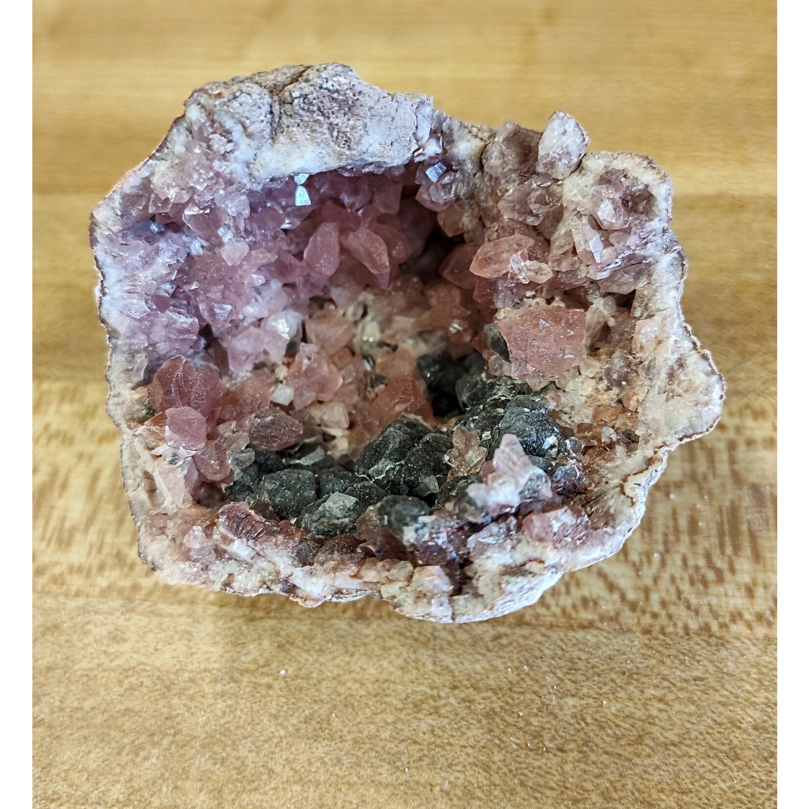 Amethyst (Pink)   ( Choique Mine , Pehuenches-Neuquen Argentina)
