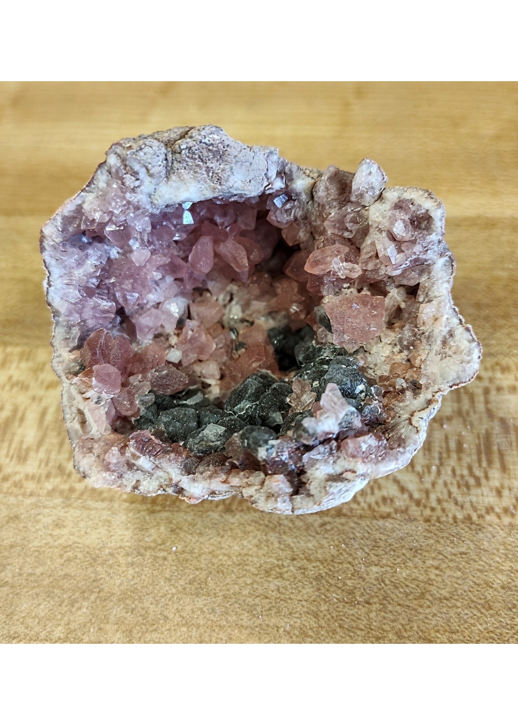 Amethyst (Pink)   ( Choique Mine , Pehuenches-Neuquen Argentina)