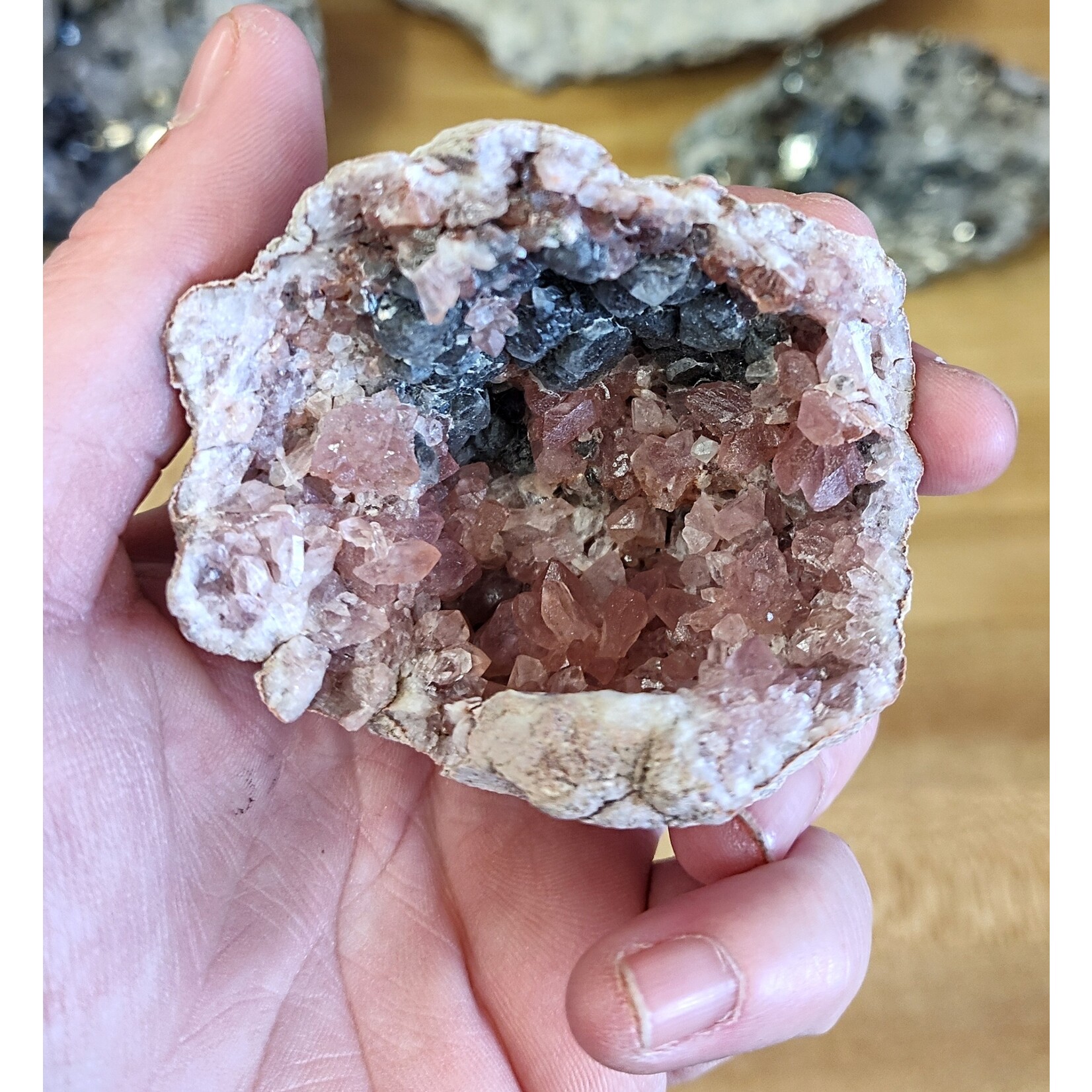 Amethyst (Pink)   ( Choique Mine , Pehuenches-Neuquen Argentina)
