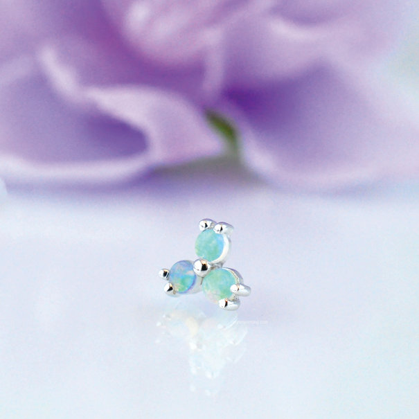 BVLA Tri-Prong Cluster with White Opal