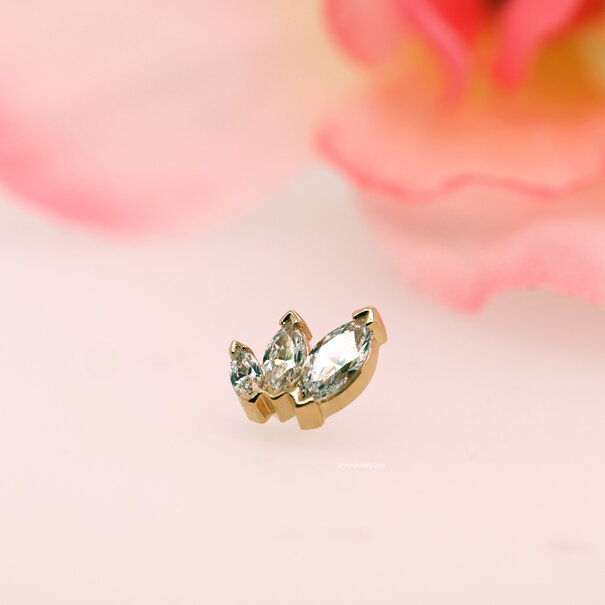 French Kiss with Diamond | 5x4mm Overall