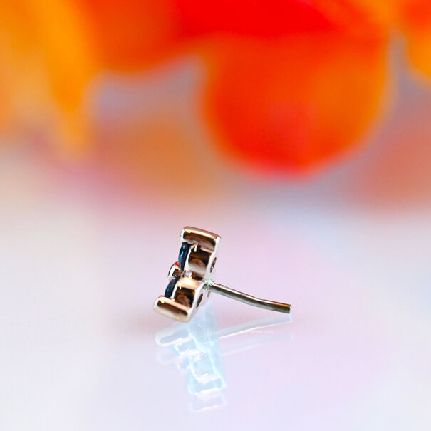 BVLA Tri-Prong Cluster with Ocean Blue Diamond