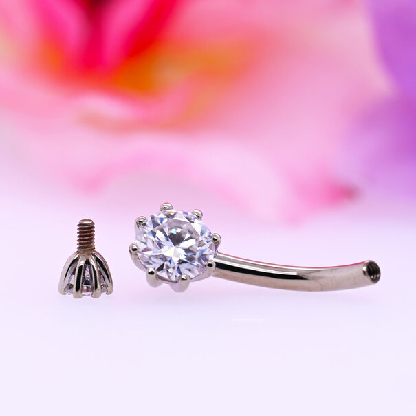 BVLA Navel Curve | 8-Prong Basket with Moissanite