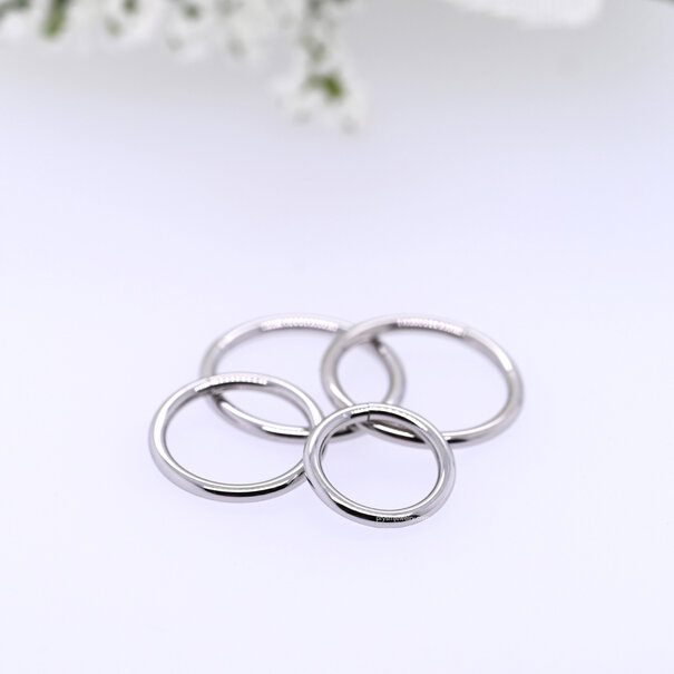 Prysm Body Jewelry Platinum Seam Ring