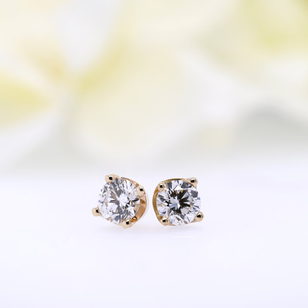 BVLA Prong-set Diamond 4mm