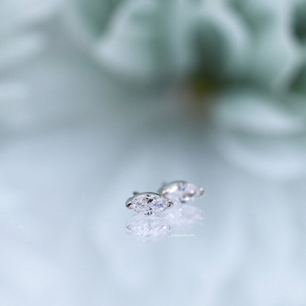 BVLA Marquise V-Prong with White Cubic Zirconia