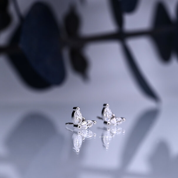 BVLA Petals with White Cubic Zirconia