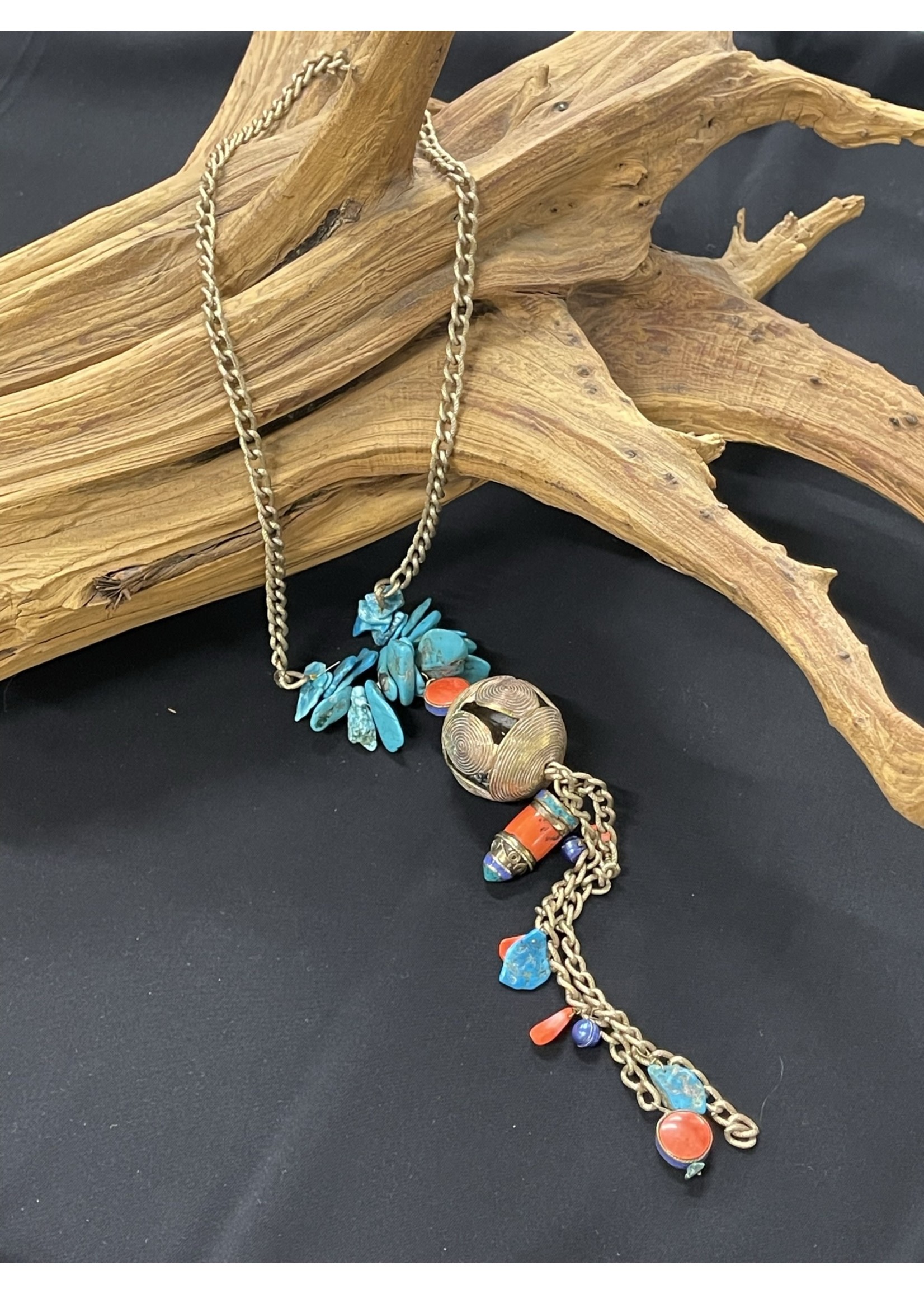 NECKLACE AC01-4733-22 Antique Gold, Turquoise & Coral Necklace