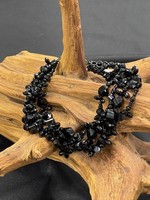 AC01-4661-21 Onyx & faceted black crystal necklace