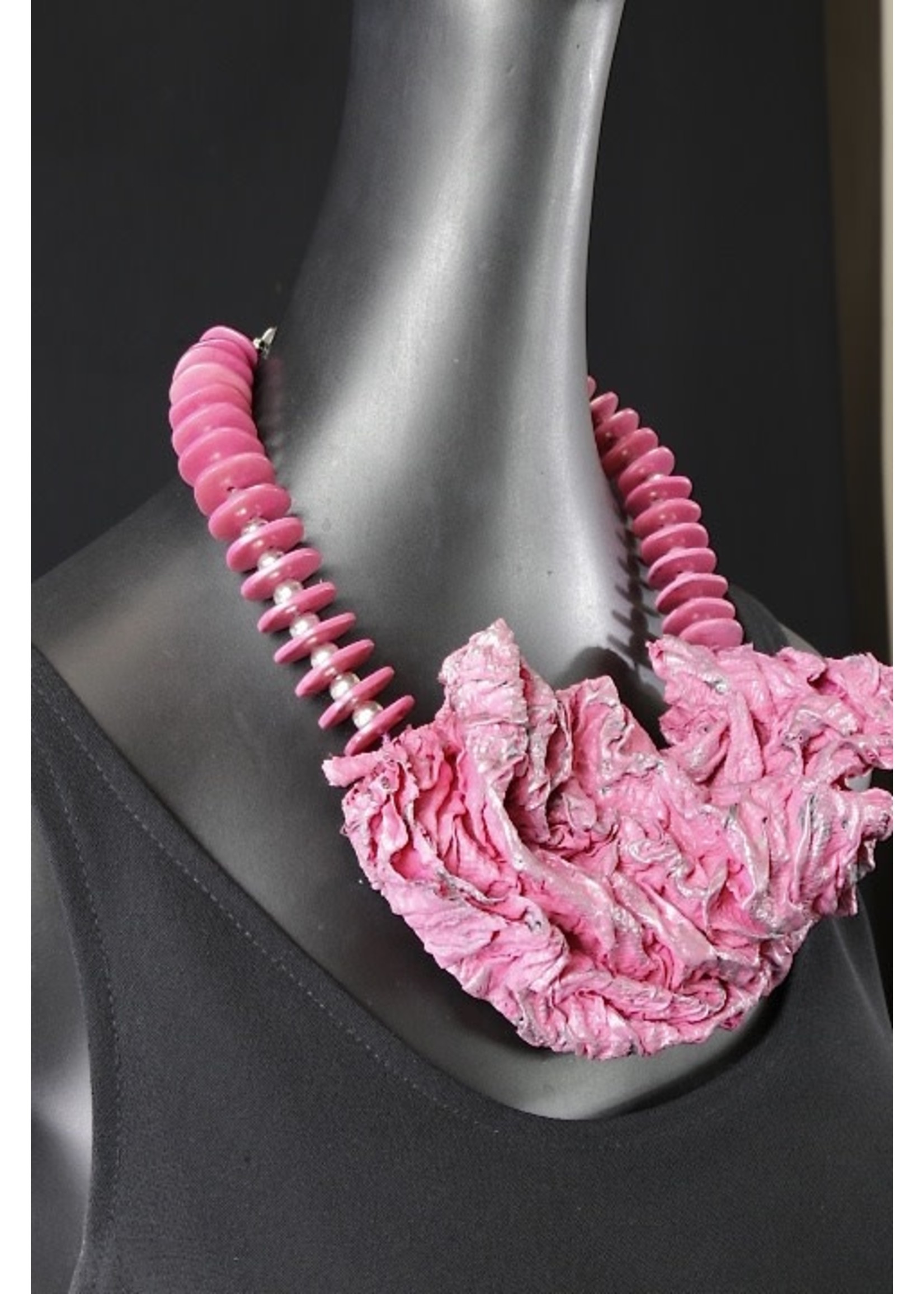 AC01-4550-21 Pink Tyvek & buttons Artistic Necklace