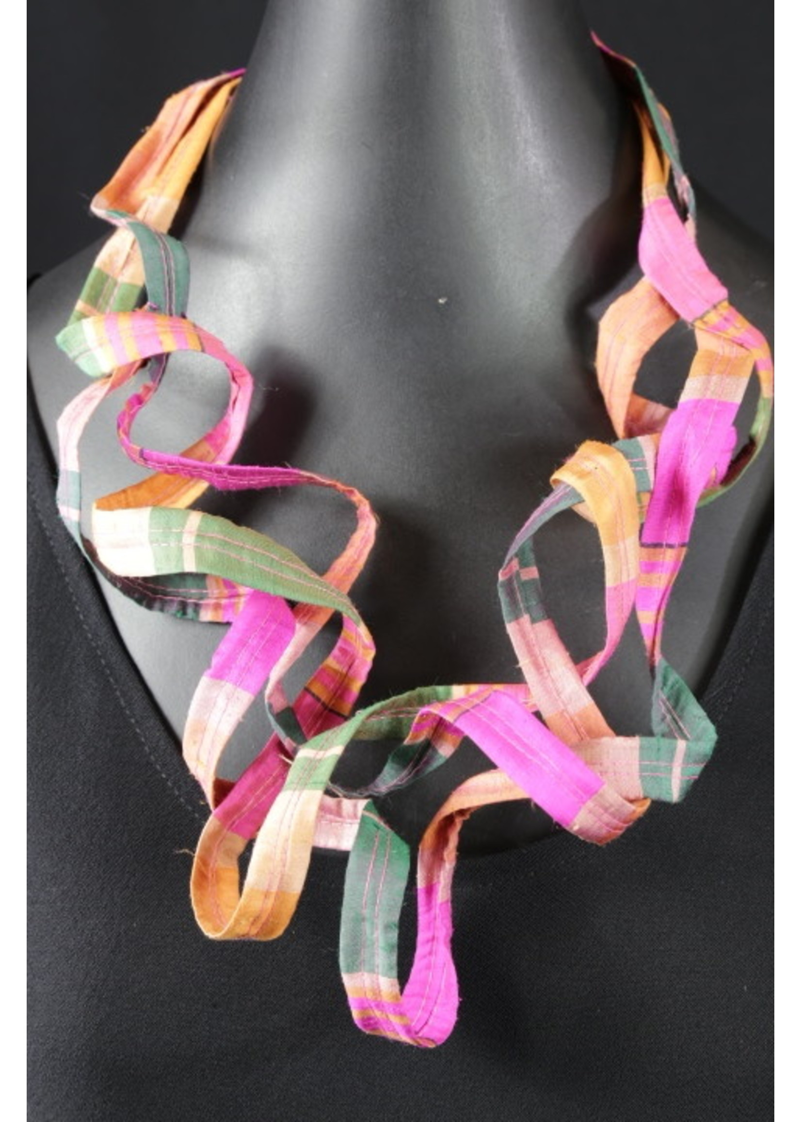 AC01-4540-20 Pink, Orange & green Curly Fabric Necklace