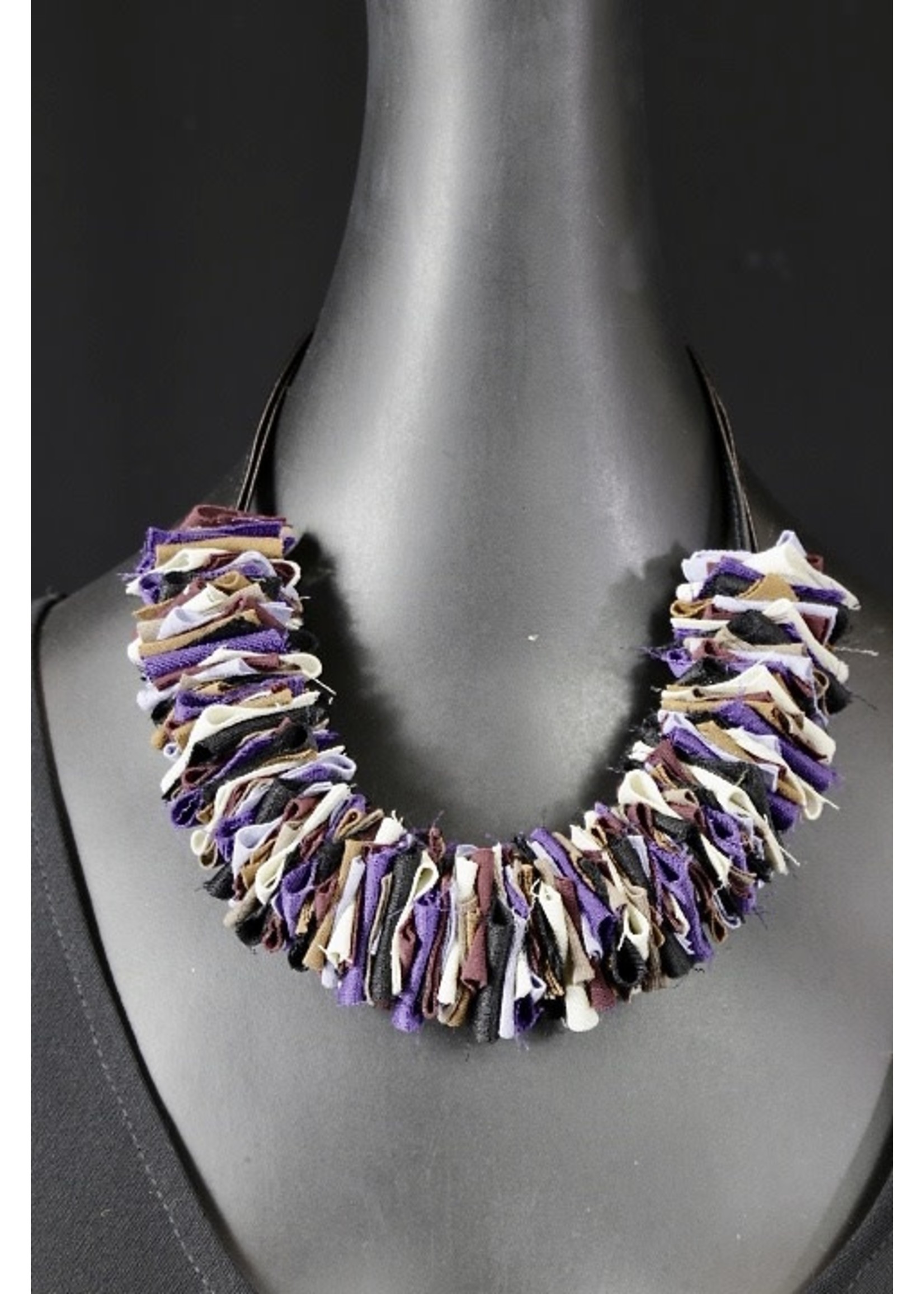 AC01-4432-20 Purple,Black,Brown & Tan Necklace