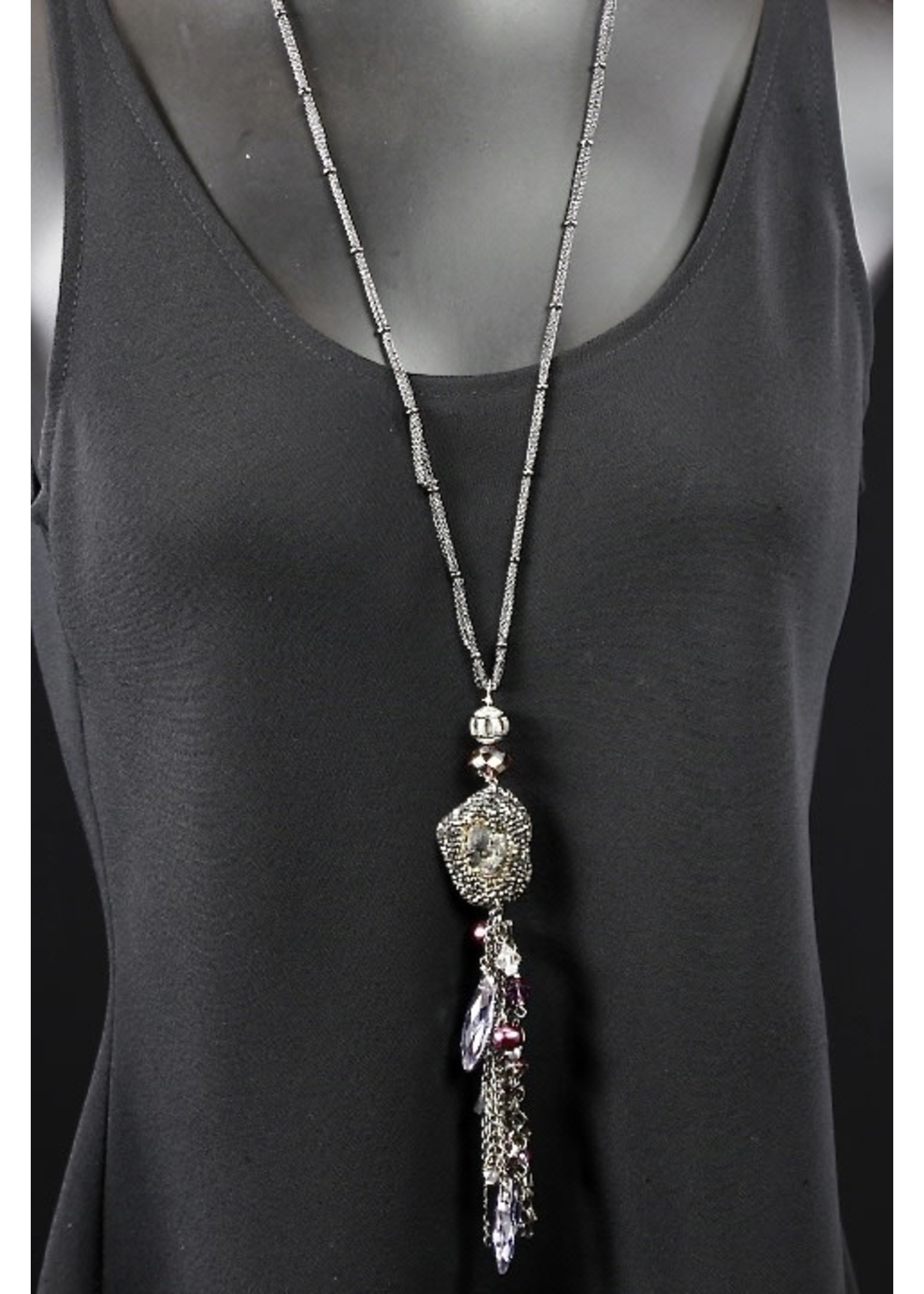 AC01-4042-18 Druzy & crystals long necklace on chain