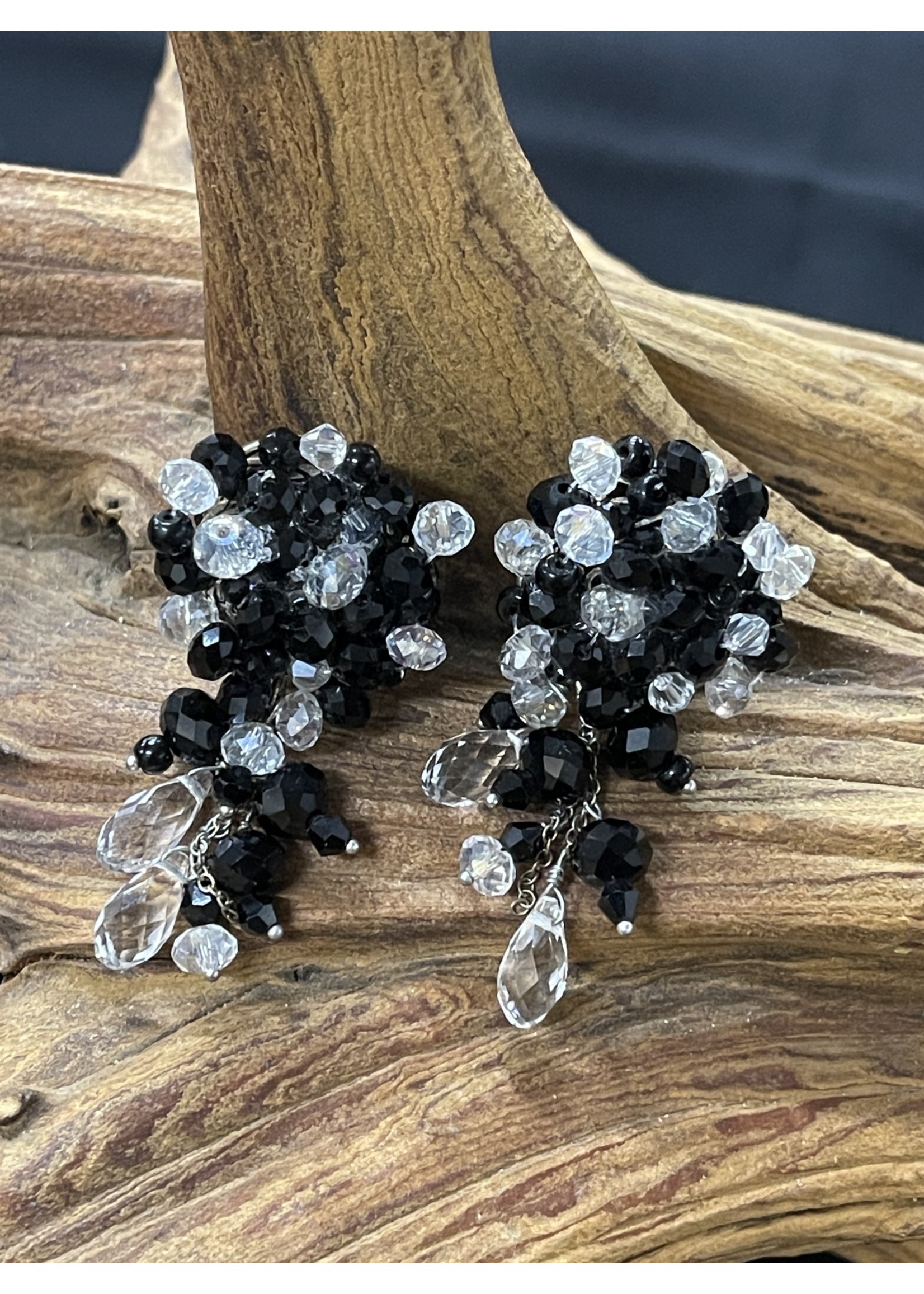 AC01-2082-13 black & clear crystal post  earrings