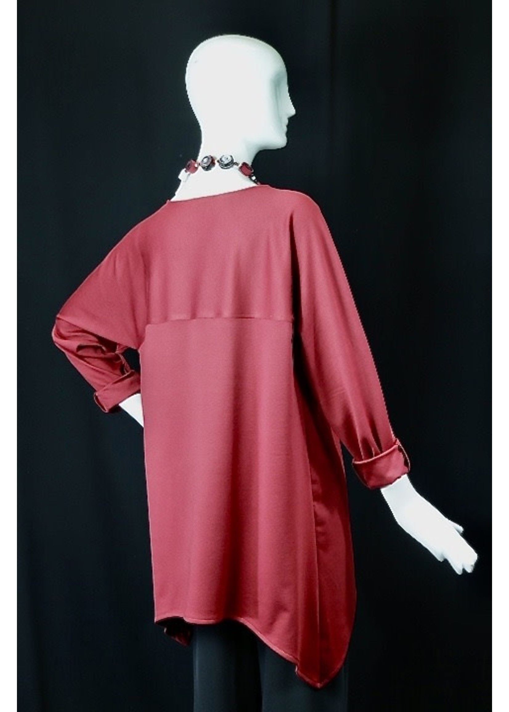 Tunic T2496-ST237-M-Cranberry knit tunic w/side points