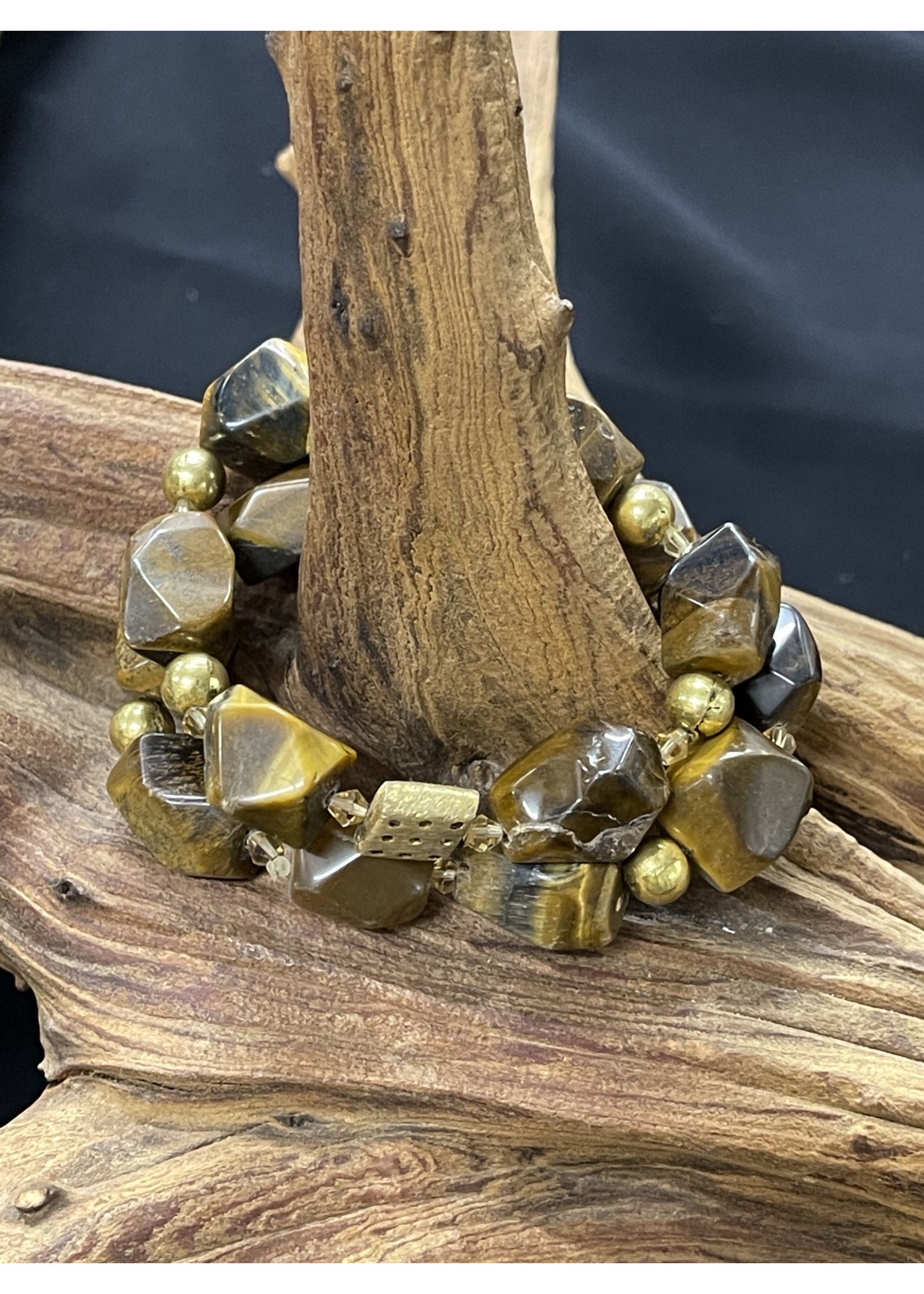 AC01-4153-19  Stretch Tiger  eye nuggets  with gold bracelet