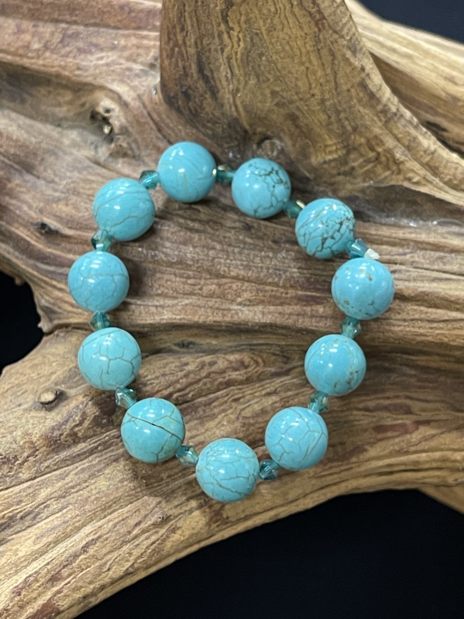 AC01 4138 19 Turquoise Stretch bracelet Allie Coosh