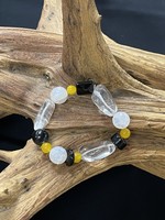 AC01-4135-19 Yellow , blk& white agate with crystal nuggets bracelet