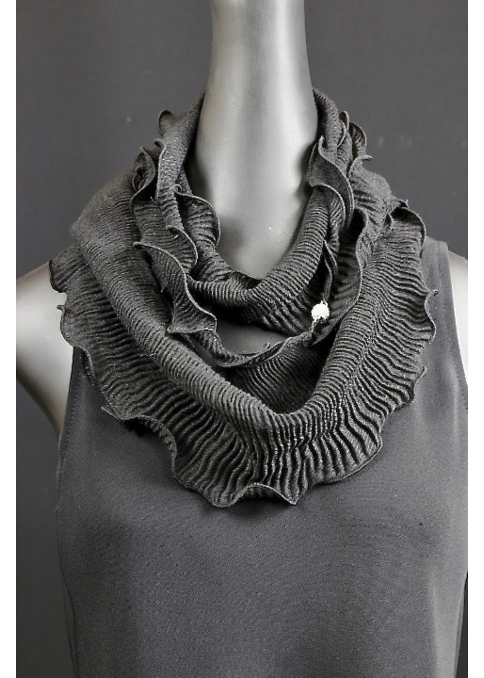 TS-004-19-Black pleated infinitive scarf