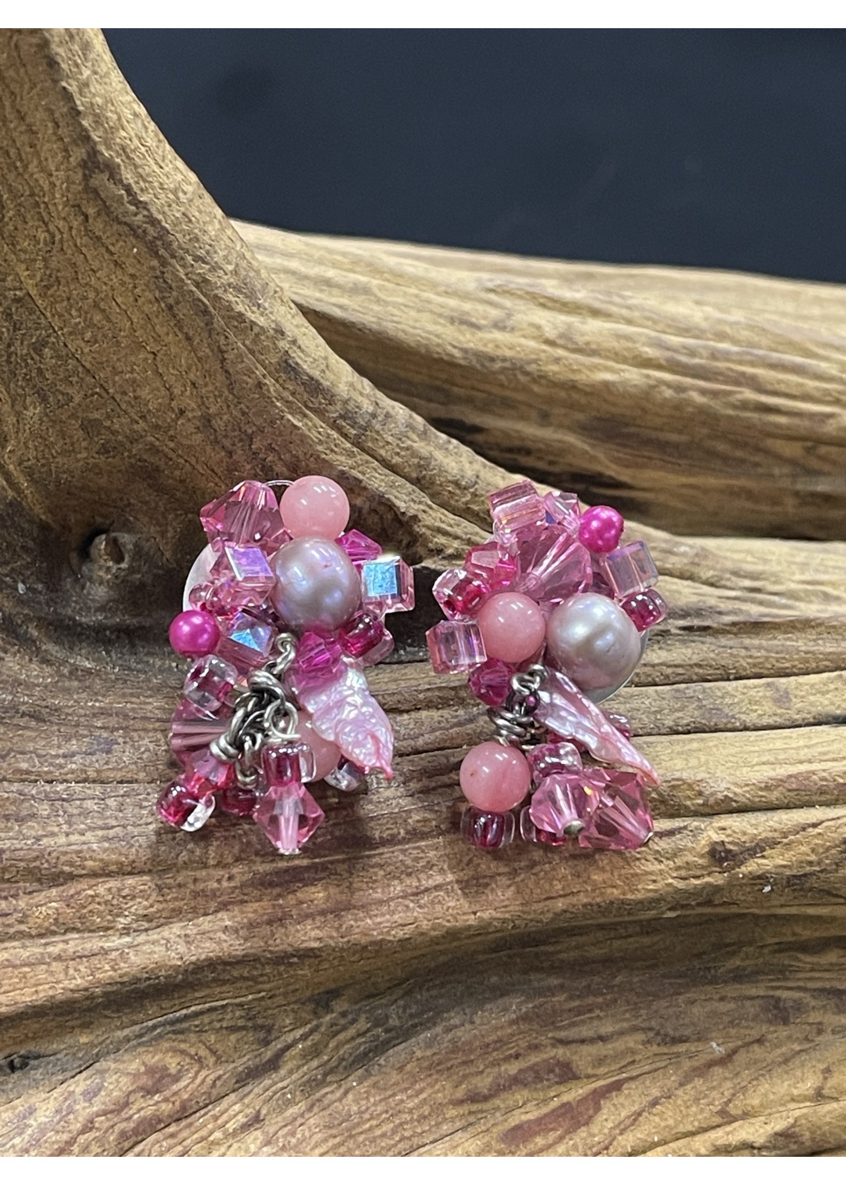 AC01-4696-21  Pink crystal earrings