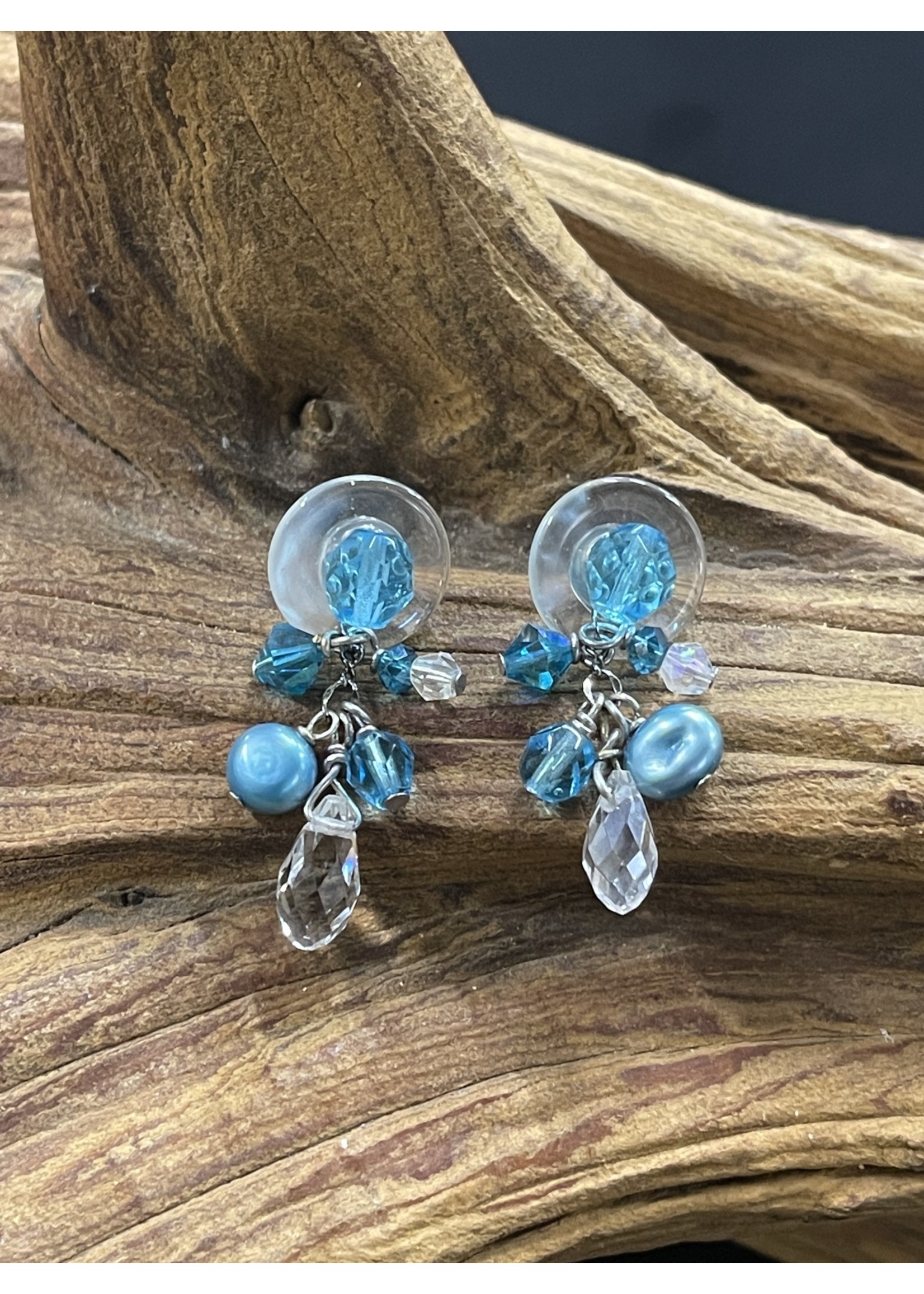 AC01-4715-22 Blue Crystal & pearls post earrings