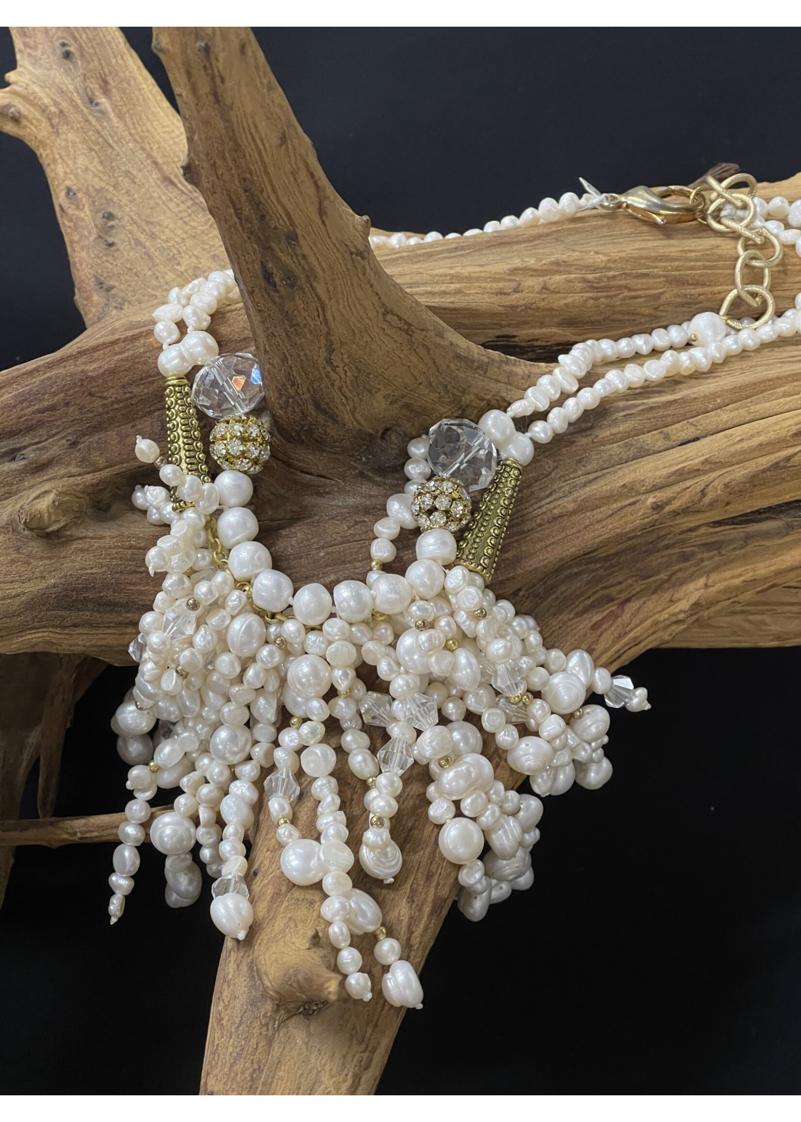 NECKLACE AC01-3858-18 white waterfall pearls & gold necklace