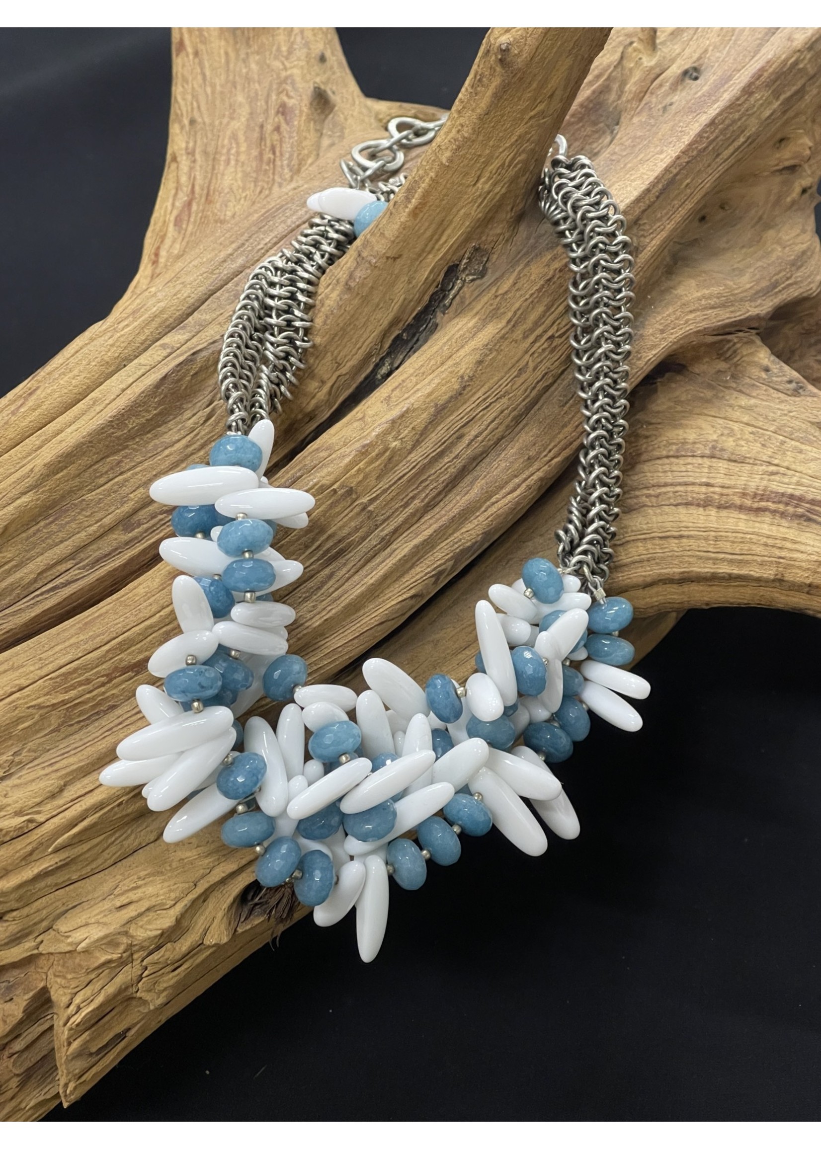 AC01-2431-14 White  Agate & blue jade on matte silver chain necklace