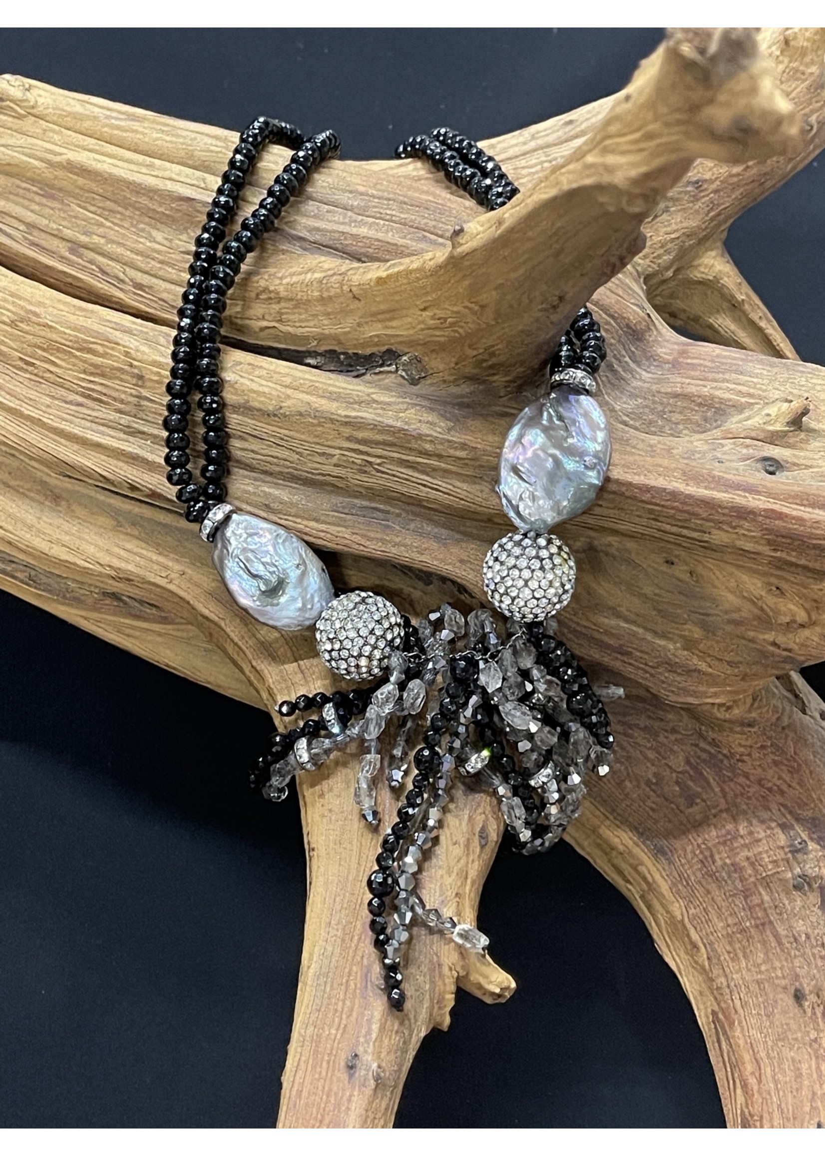 AC01-3773-17 Barroque pearls, Smoky toppaz,onyx necklace