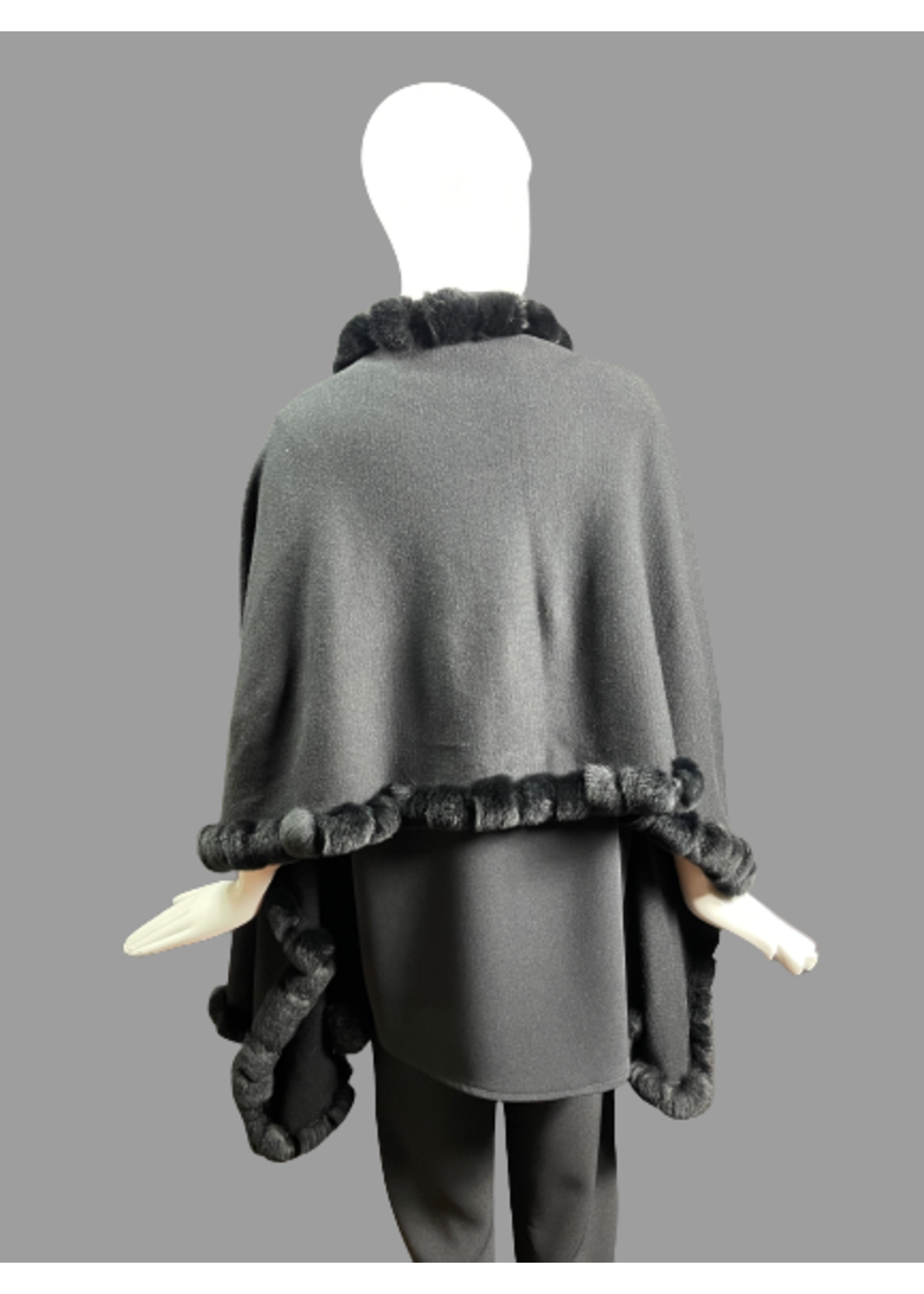 Scarf Fiorentina-005-Black Wrap with fur trim O/S