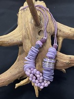 AC01-4831-23 Lilac button & pearls long necklace