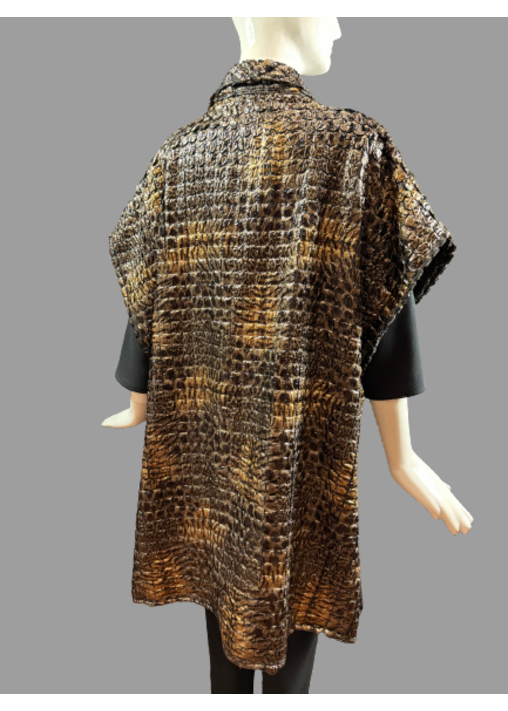 C859-F5-O/S Gold&Black Fur Cape/coat O/S