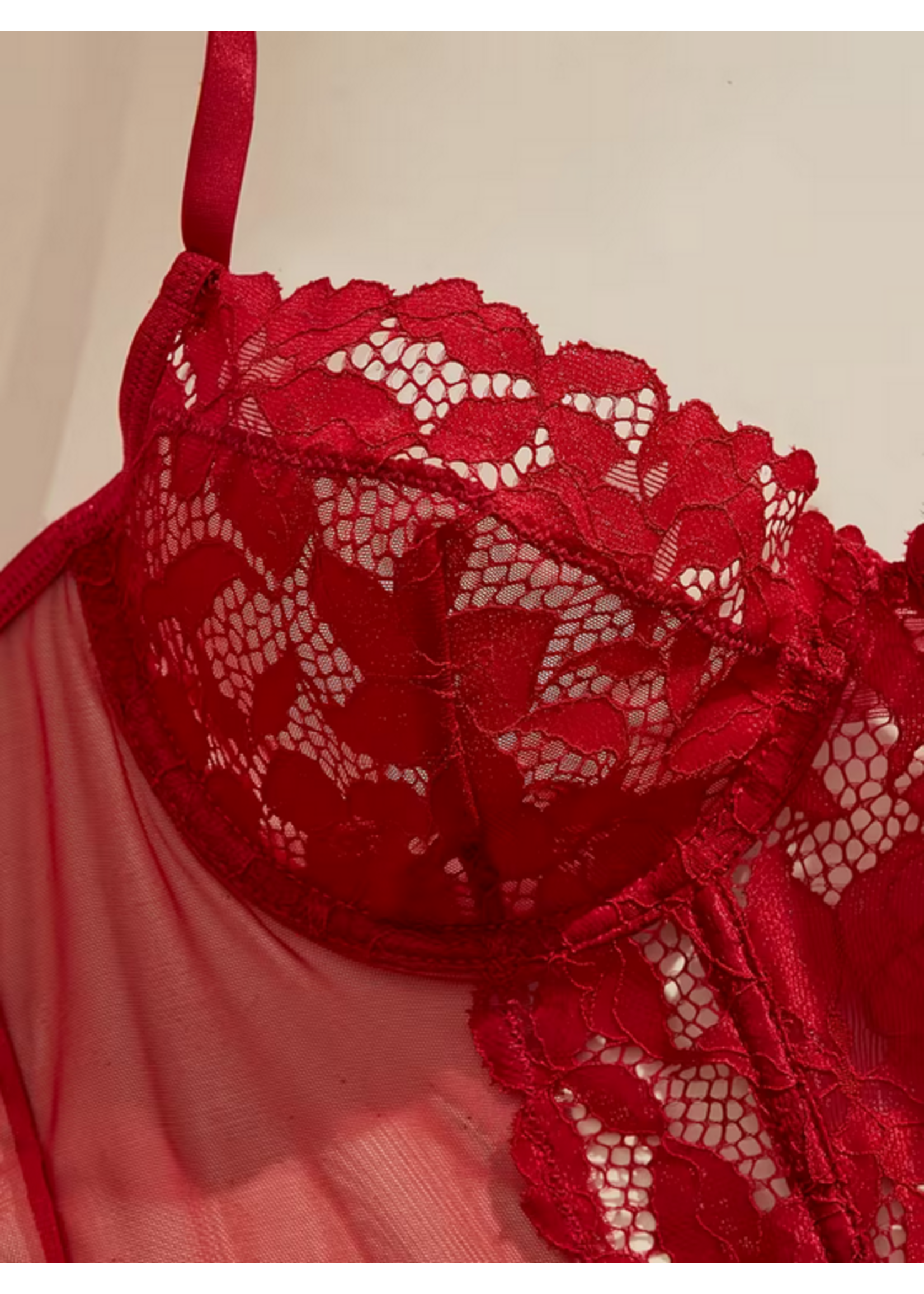 Crimson Temptation Garter Set