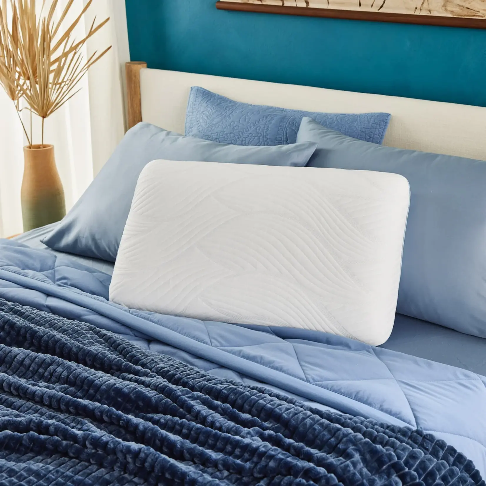 Novaform: Soothing Cool Plus Pillow