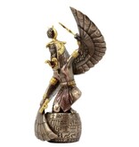 Isis Wings (D4)