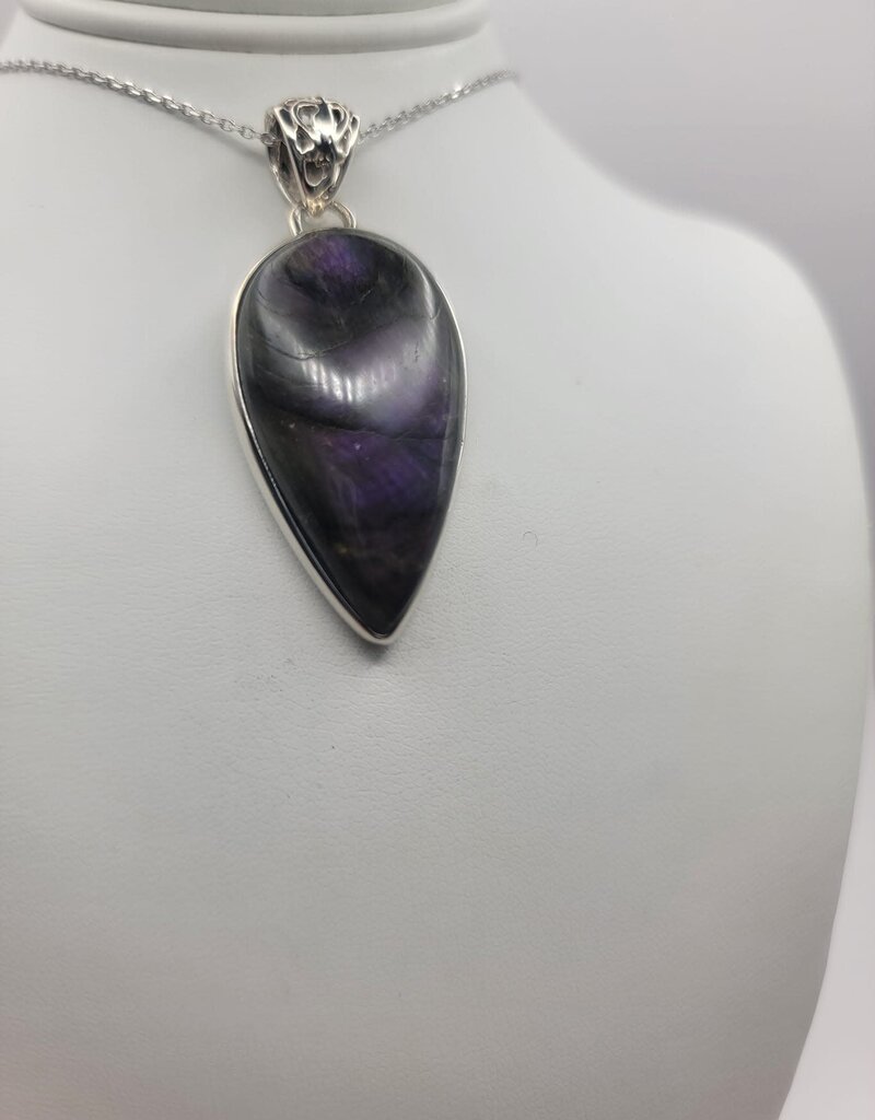 Labradorite Pendant #6 - Gemstone