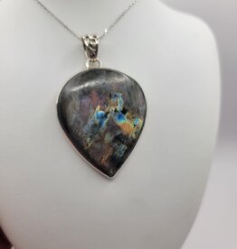 Labradorite Pendant #9 - Gemstone
