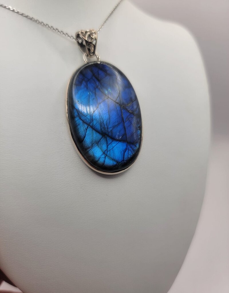 Labradorite Pendant #14 - Gemstone