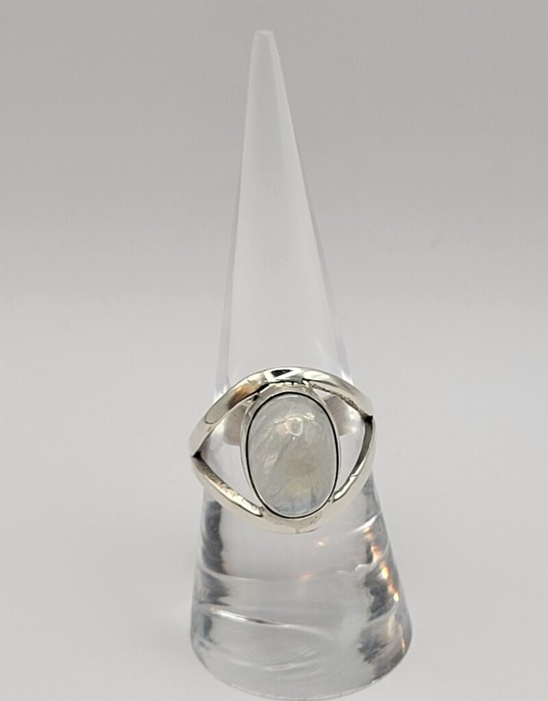 Ring Size 8 - Sterling Silver - Rainbow Moonstone