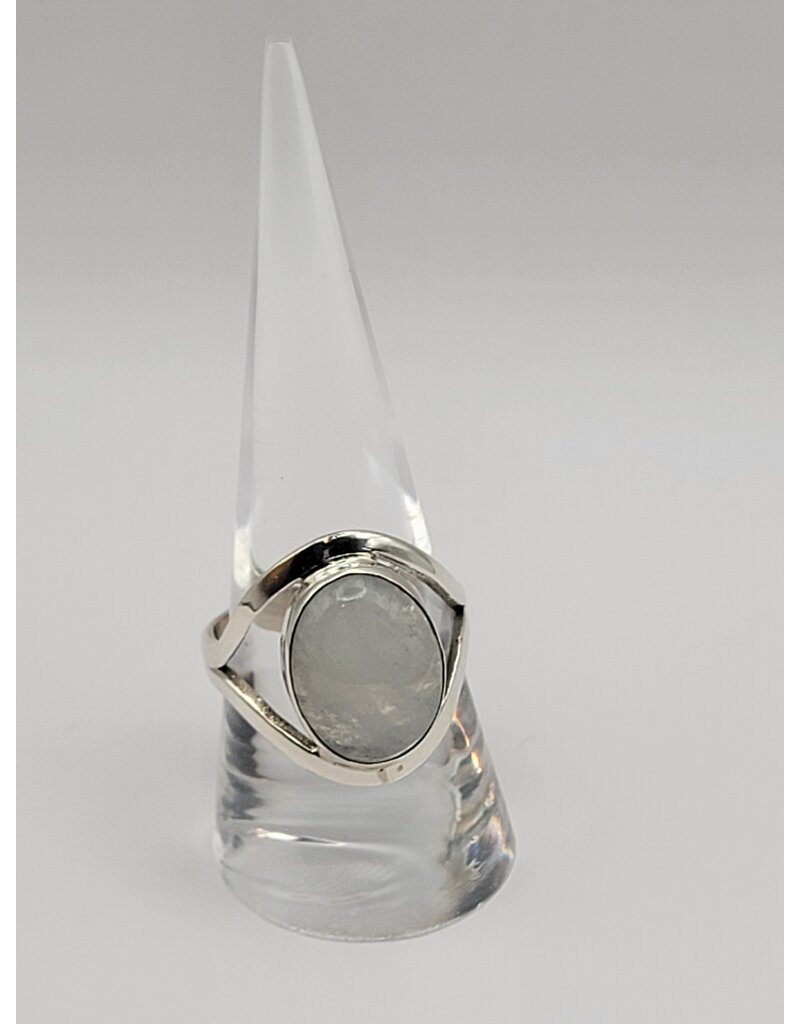 Ring Size 9 - Sterling Silver - Rainbow Moonstone