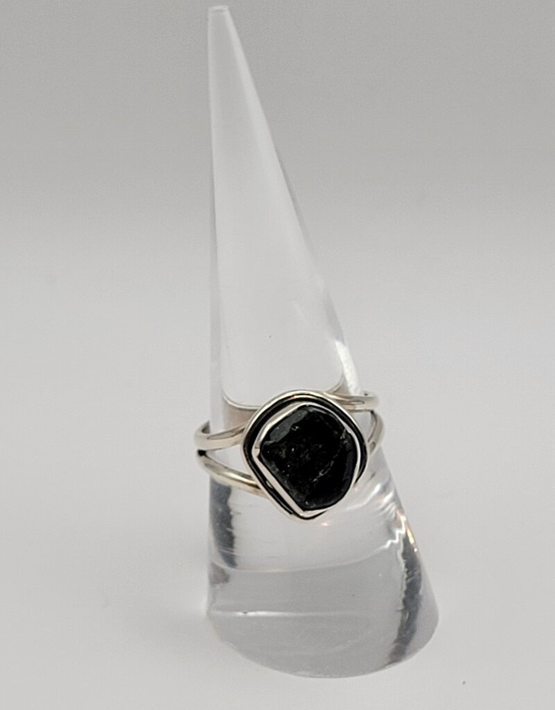 Ring Size 8 - Sterling Silver - Peridot